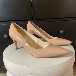 Nine West Size 10 Beige Pumps